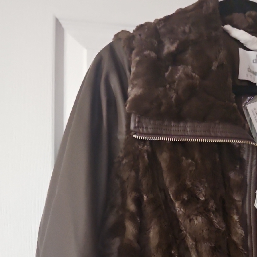 Dennis Basso Brown Faux Leather Fur Jacket/Vest - Women -XL - Picture 4 of 11